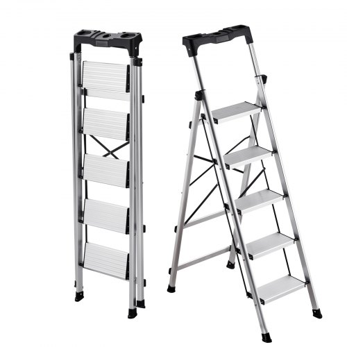 

VEVOR Scaletta Pieghevole Salvaspazio con 5 Gradini con Ampio Pedale Antiscivolo e Impugnatura Comoda, Scala a Pioli Portatile in Alluminio con Capacità di 150 kg, Multiuso per Cucina, Magazzino