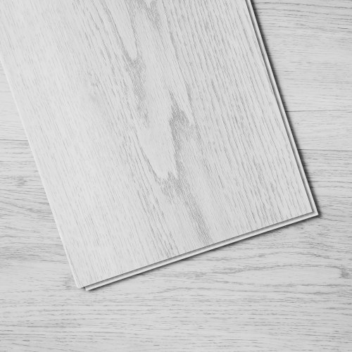 

VEVOR Interlocking Vinyl Floor Tiles 48 x 7.3 inch, 10 Tiles 5.5mm Thick Snap Together, Light Gray Wood Grain DIY Flooring for Kitchen, Dining Room, Bedrooms & Bathrooms, Easy for Home Decor