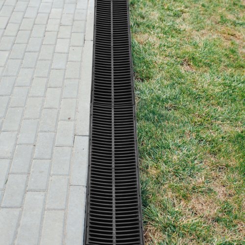 VEVOR Trench Drain System, Channel Drain with Plastic Grate, 5.9x5.1 ...